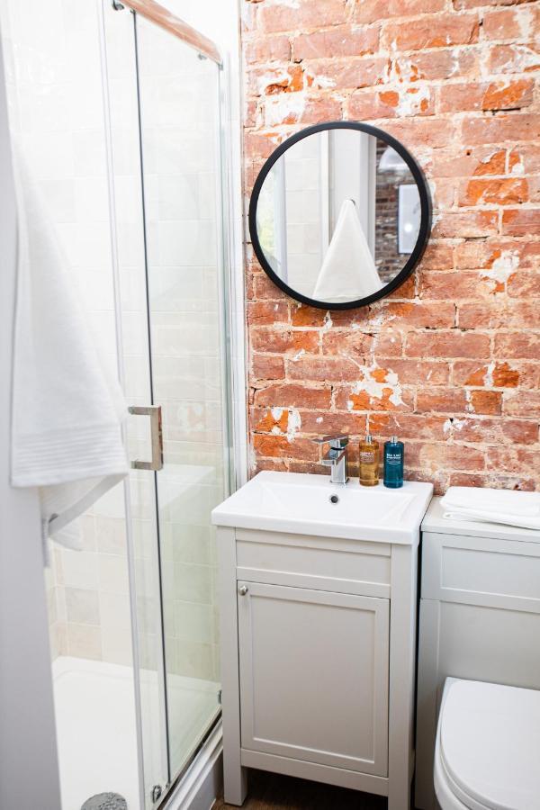 Settle Southampton - Stylish Self Check-In Rooms & Self Catering Suites Ngoại thất bức ảnh
